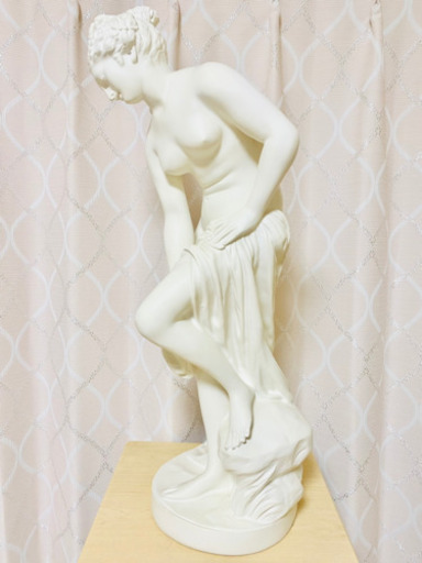 湯浴みするヴィーナス