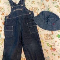 セリーヌデニムサロペットと帽子のセット
