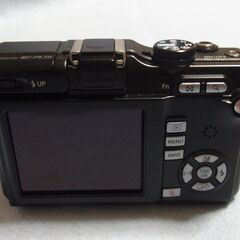 最終デジカメ値下げ‼️ オリンパスペン　PL-1Sの画像