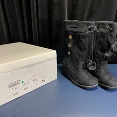 子供　ブーツ　新品　未使用の画像