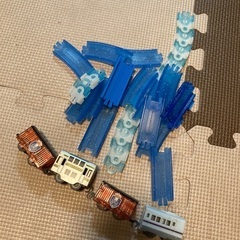 カプセルプラレール