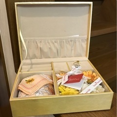 オルゴール付き★ハンカチ&造花入りBOX♪yellow