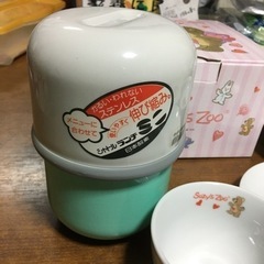 昭和レトロ　ランチボックス＋食器
