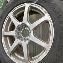 中古スタッドレスタイヤ4本組　225／65R 17