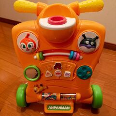 アンパンマンの乗用玩具1