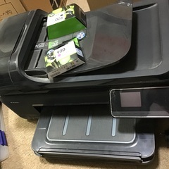 プリンター　ジャンク品2台　一つは買ってから1回しか使ってません