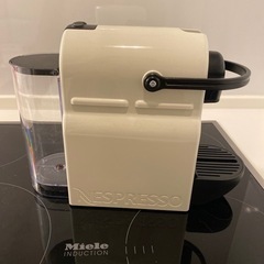 ネスプレッソコーヒーメーカーの画像