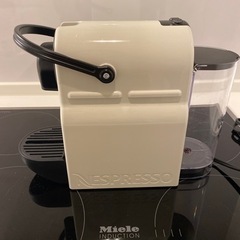 ネスプレッソコーヒーメーカー