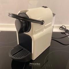 ネスプレッソコーヒーメーカーの画像