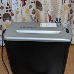 シュレッダー Fellowes 個人情報保護 小型事務家電 オフィス
