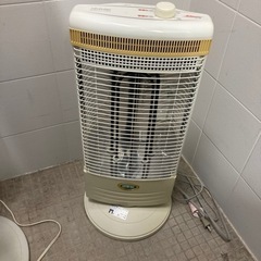 トヨトミ　カーボンヒーター