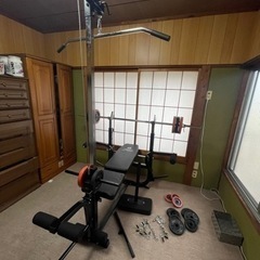 ボディメーカー　上位クラス　ベンチプレス　トレーニング　筋トレ　...