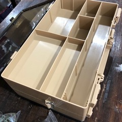 美品‼︎   Daiwa   Lunker Box   釣り道具　両面収納　手提げ　便利　大容量　撒き餌ケース　仕切り　現品限りの画像