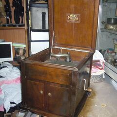 値下げペンギン蓄音機稼働品ｓｐレコード５枚付き