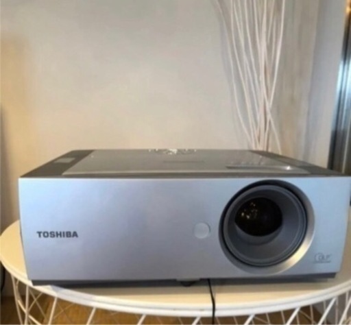 【値下げ】TOSHIBA TDP T-250 プロジェクター