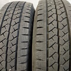 早い者勝ち！ハイエース スタッドレスタイヤ 溝あり 12000円⭐195/80R15 107/105L LT⭐トヨタ純正ホイール付 の画像