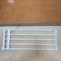 あげます　つっぱり棚　4台