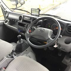 【コミコミ価格】2tトラック　日野 デュトロ　アイドリングストップ　キーレス　ディーゼル　軽油　車検R4.6.25　0600の画像