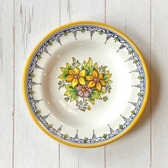 スペイン製　絵皿　2枚セット　花柄の画像