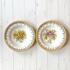 スペイン製　絵皿　2枚セット　花柄
