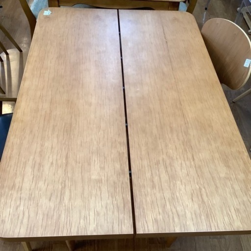 値下げしました！UNICO ダイニングテーブル