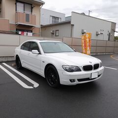 BMW750i 