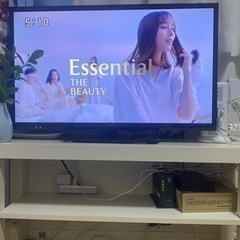 【決定】SHARP AQUOS LC-32H30液晶テレビ・テレビ台(ホワイト)の画像