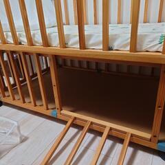 ベビーベッド　120×70 敷布団付の画像