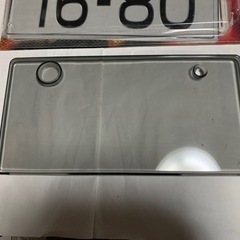 普通車用、後ナンバープレートカバー、スモークの画像