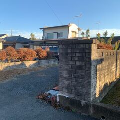 水戸線「新治駅」徒歩6分の約230坪の敷地付　７LDKK＋倉庫　ペット多頭飼い可 - 筑西市