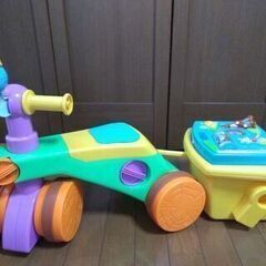 プーさん乗用玩具　荷車ビジー付き三輪車　