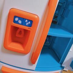 おままごと冷蔵庫などの画像