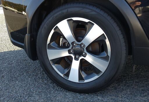 ★中古良品！Ｈ２７年式スバルＸＶハイブリの純正ホイル＋ヨコハマブルーアースタイヤ４本のセット。