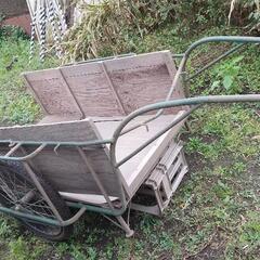 リヤカーの画像