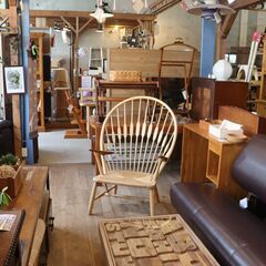 おしゃれな中古家具・雑貨、ヴィンテージ家具、アンティーク家具、北欧家具に囲まれたインテリアショップ"kokoelma"♪　店舗販売スタッフ・撮影スタッフ・PC作業の画像