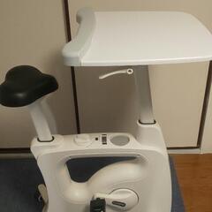 デスク付きフィットネスバイク