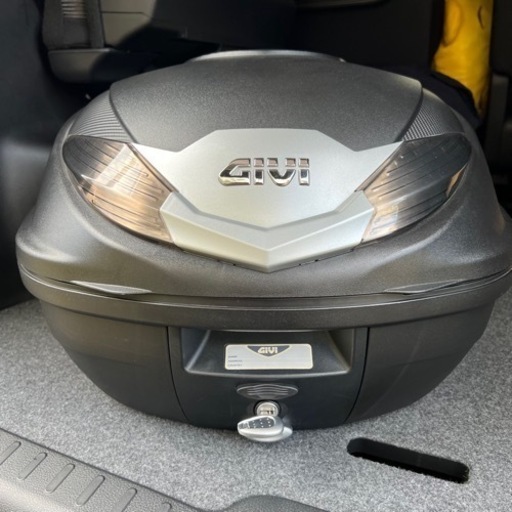 GIVI リアボックス
