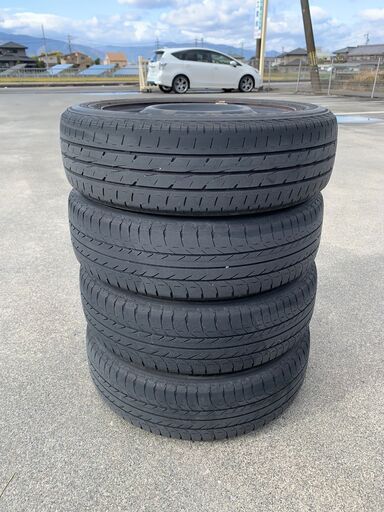 5000円　ブリジストン　ラジアルタイヤと14インチ鉄製ホイル（4本セット）　軽自動車　155/65R