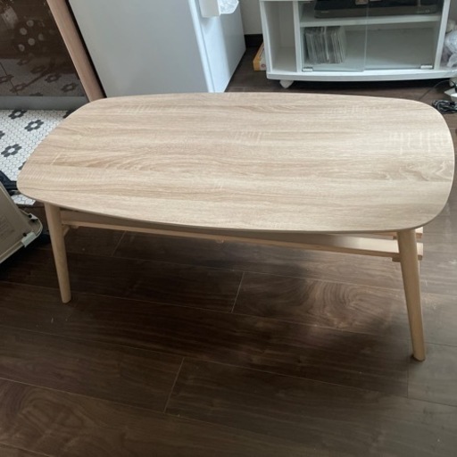 美品 カインズ CAINZ 折り畳み式 棚が付いたリビングテーブル