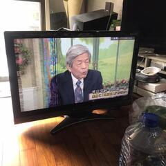 無料　アクオス　32インチ　2011年式。