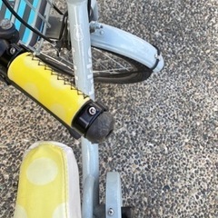 bikke 子供用自転車　16インチ　ヘルメットおまけの画像