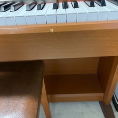 電子ピアノ