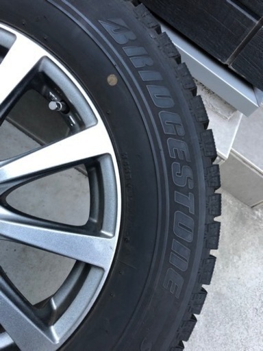 215/65R16 スタッドレスタイヤ付きホイール4本　フォレスター、XV等に！　ランクB