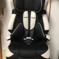 【お取引交渉中】10日まで限定値下げ！　【美品】Combi チャイルドシート　3歳から用の画像
