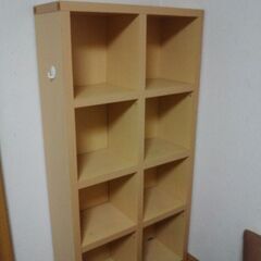 シンプルな棚　