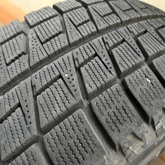 ブリヂストン ブリザックレボ2 195/65R15スタッドレスの画像