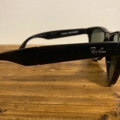 レイバンのサングラスの画像