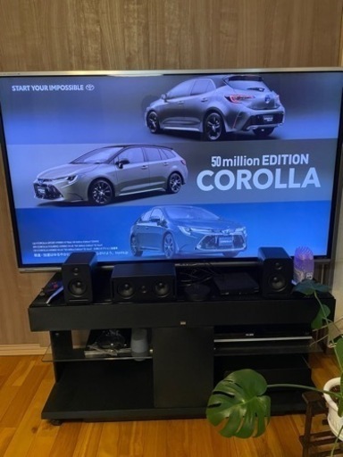 60インチ液晶TV、TV台、Blu-ray/HDDレコーダー