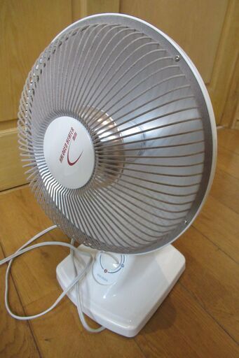 正常作動品　丸隆 MA108 遠赤瞬間暖房　ハロゲンヒーターミニ　電気ストーブ暖房　コンパクト　脱衣室暖房