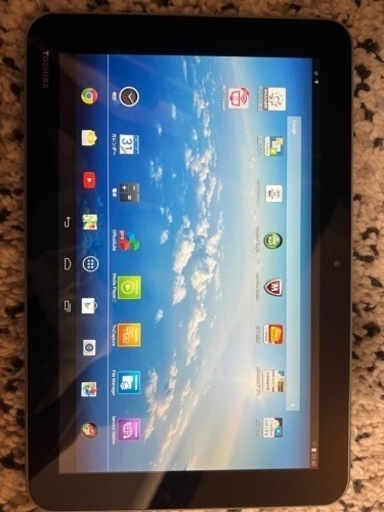 TOSHIBA タブレット　10.1インチ